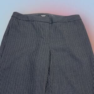 EXPRESS Women’s 9/10 Black Wool Blend Pinstripe Pant